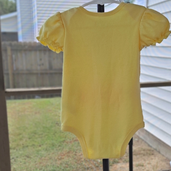 🟡 Disney Belle Baby Girl 12 Months Snap Between The Legs Onesie - Picture 2 of 7